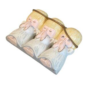 Vintage Hallmark Brooch Brooch Angel Christmas. 3 Angels with halos.